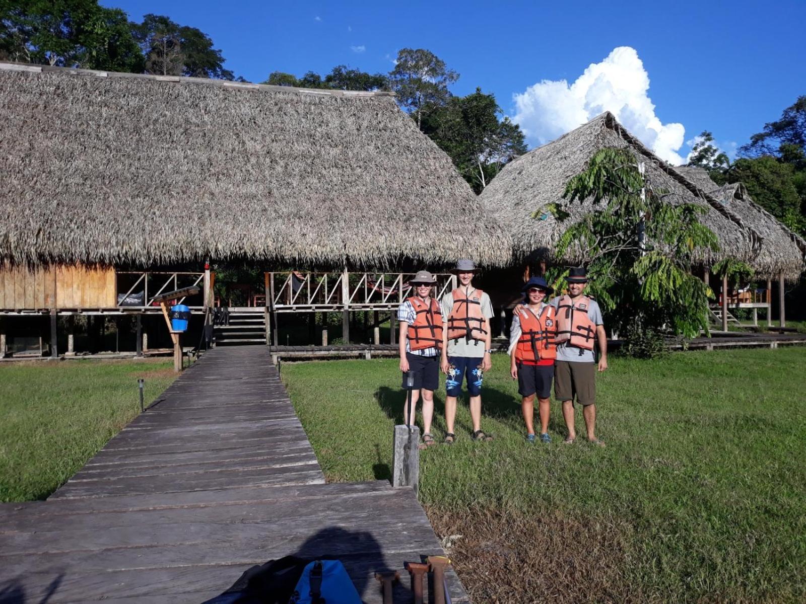 Aguas Negras River Lodge Puerto Montufar Exteriér fotografie